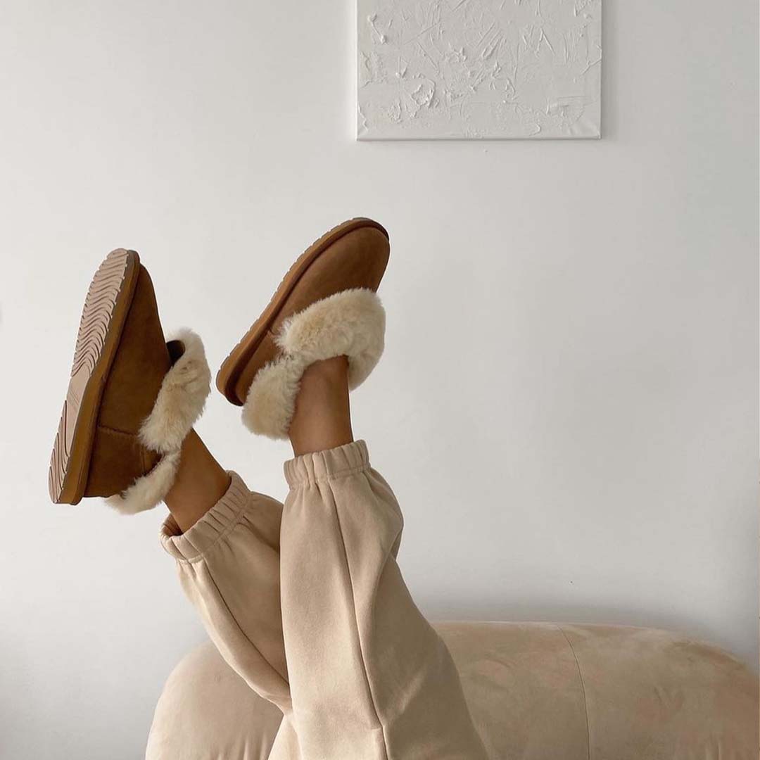 WOMENS SLIPPERS