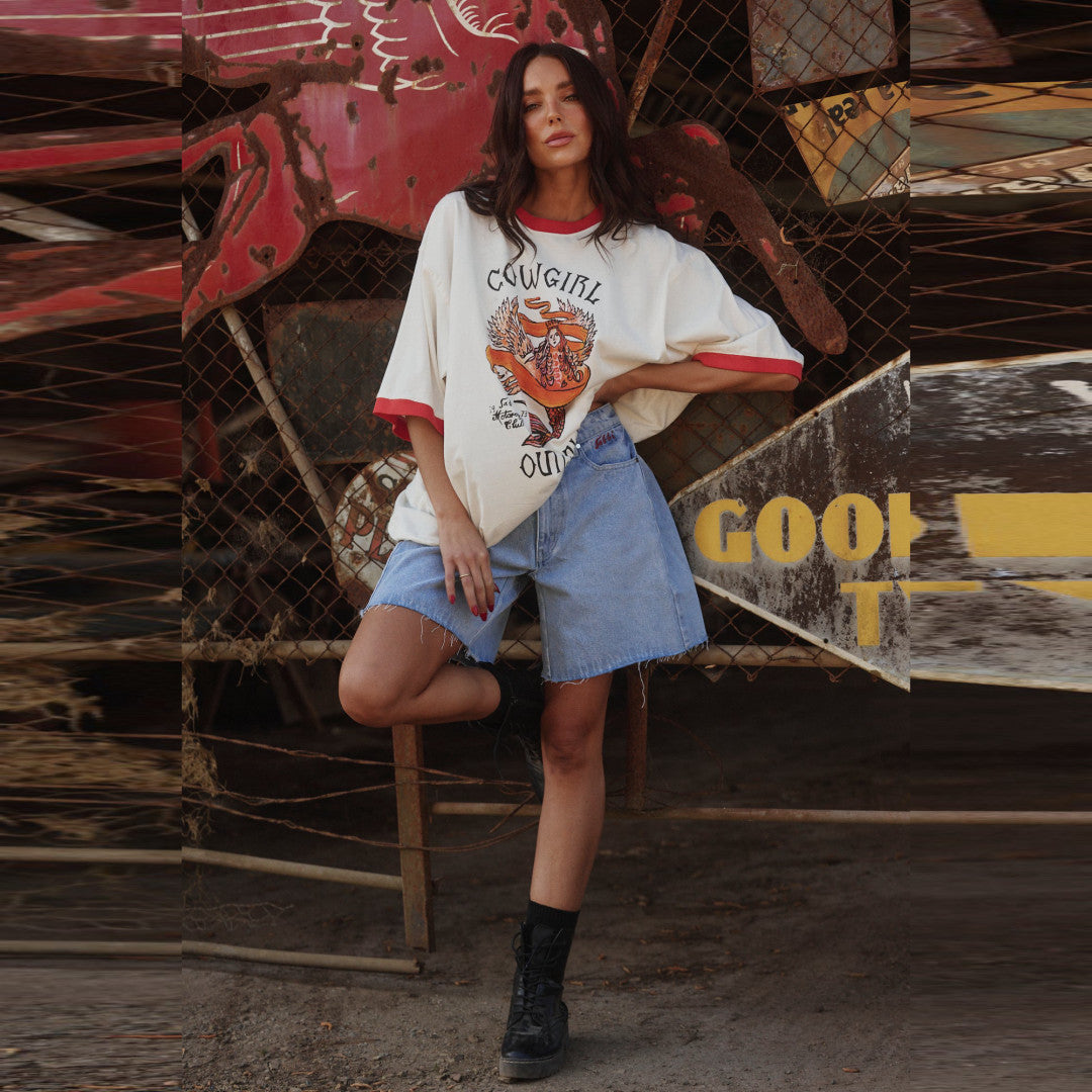 Very Oversized Cowgirl Outlaw Tee | White — view 5