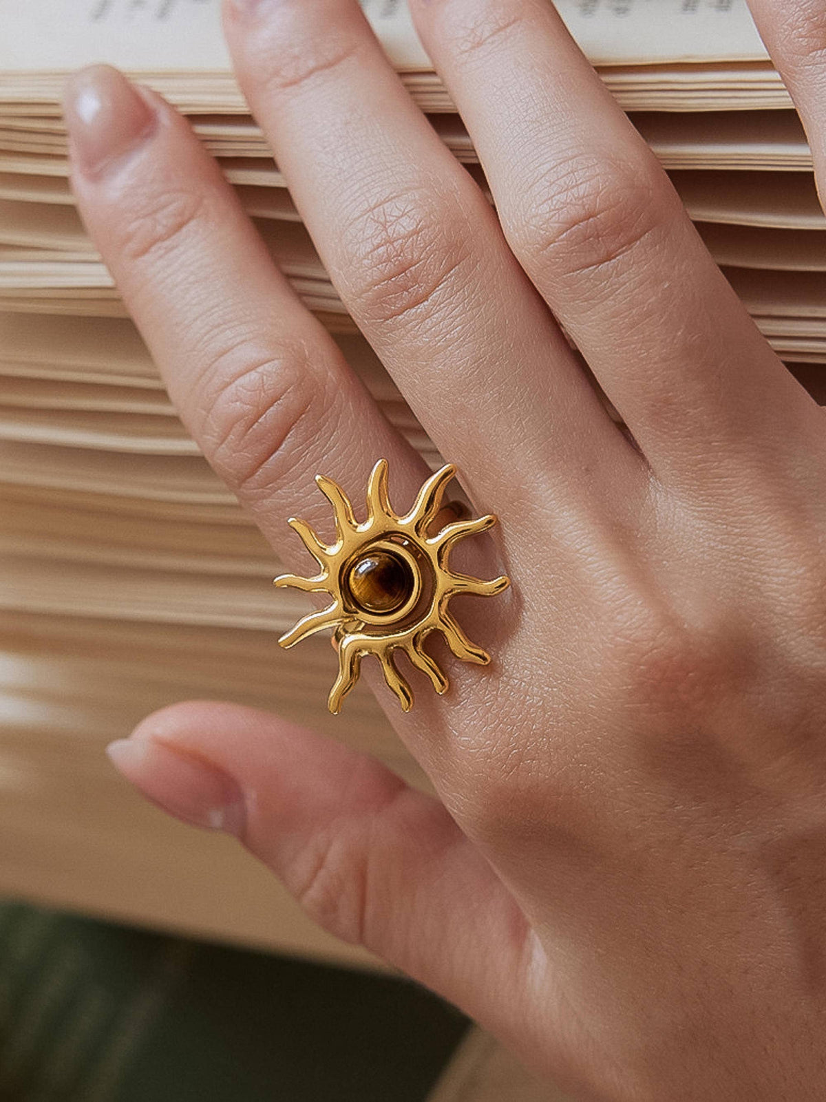 Hawthorne Tiger Eye Sun Ring | 18K Gold & Brown
