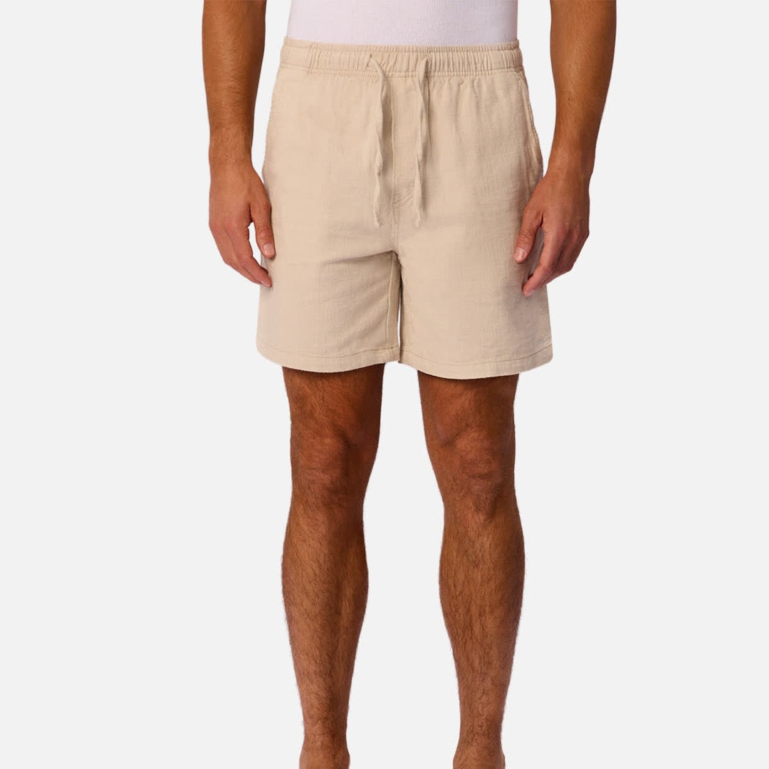 The New Mallorca Short | Sandstone official Industrie view 1