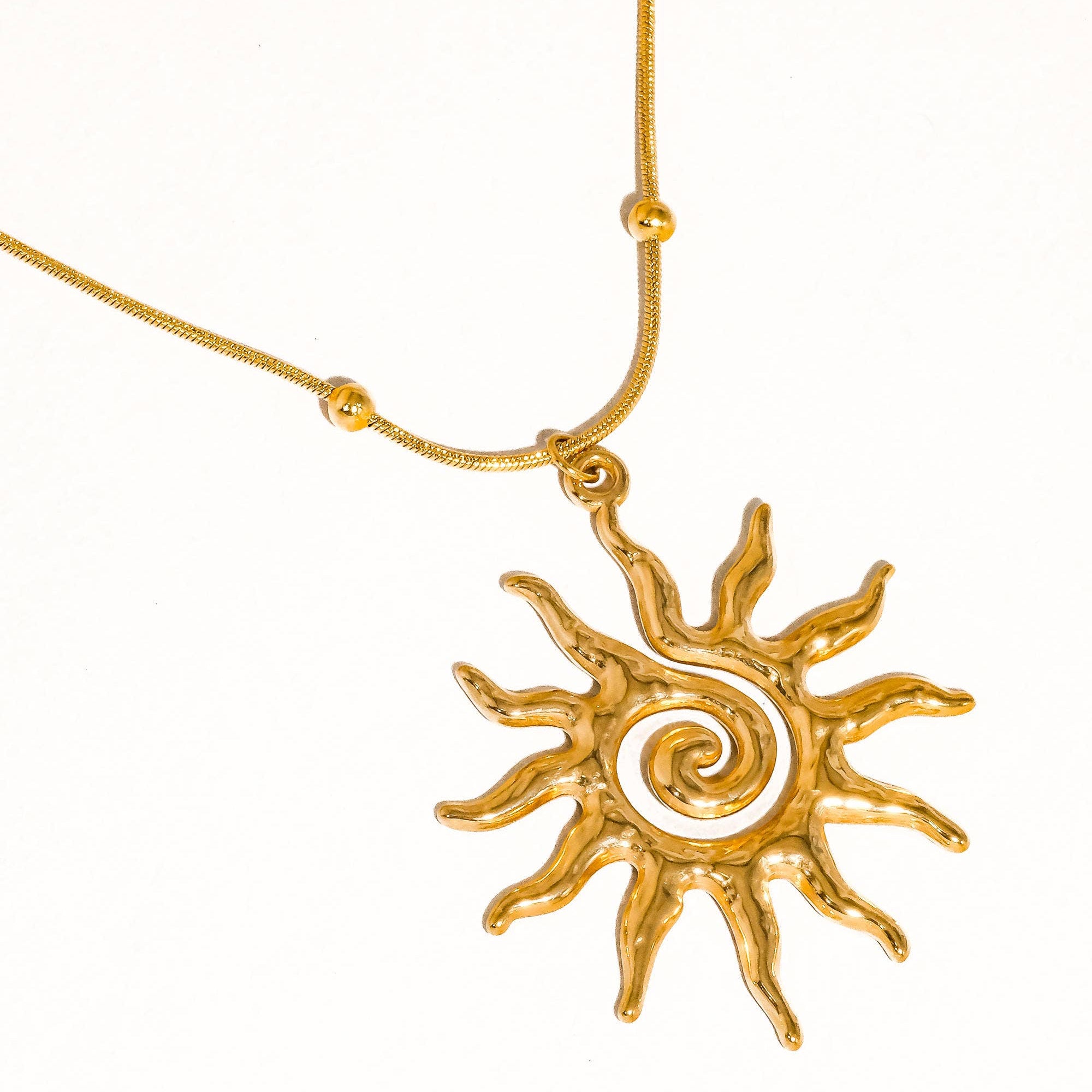 Taiyo 18K Gold Non-Tarnish Boho Sun Necklace | Yellow Gold