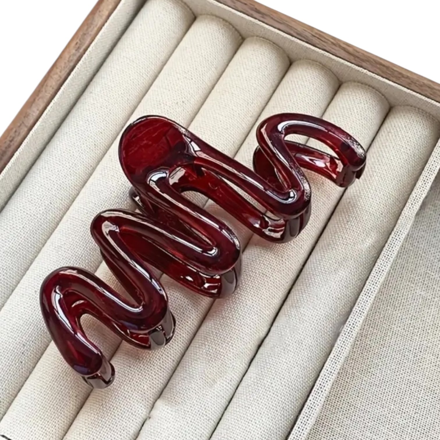 Wavy Acrylic Hair Clip | Cherry Red