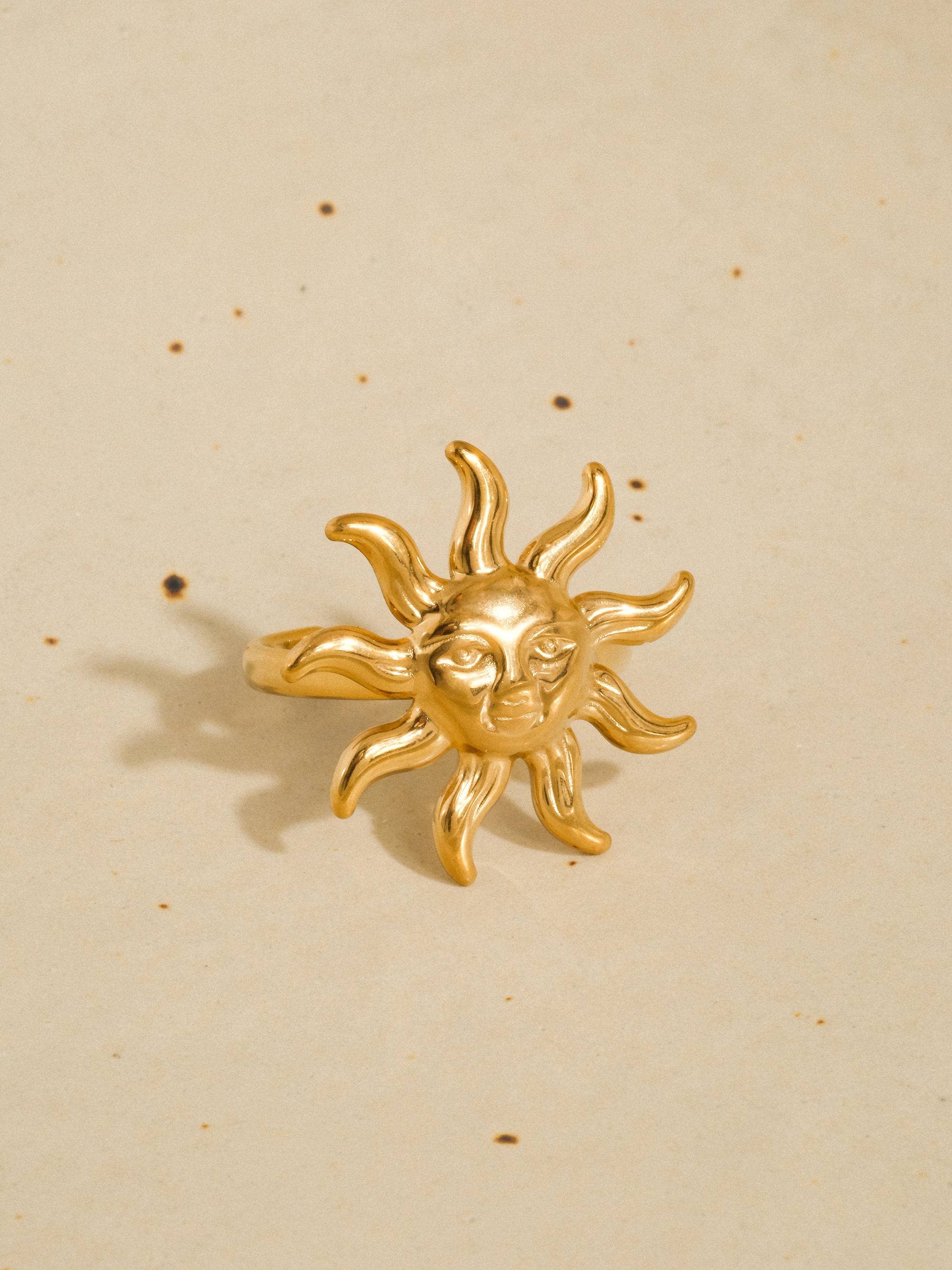 Solstice Sun Statement Ring | Yellow Gold