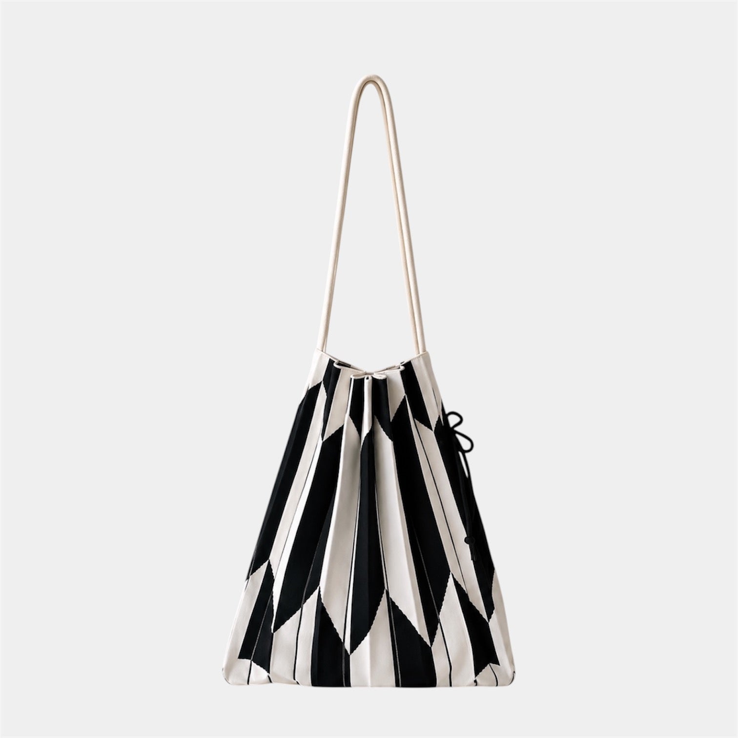 Origami Pleat Tote | Mono (Black & White)