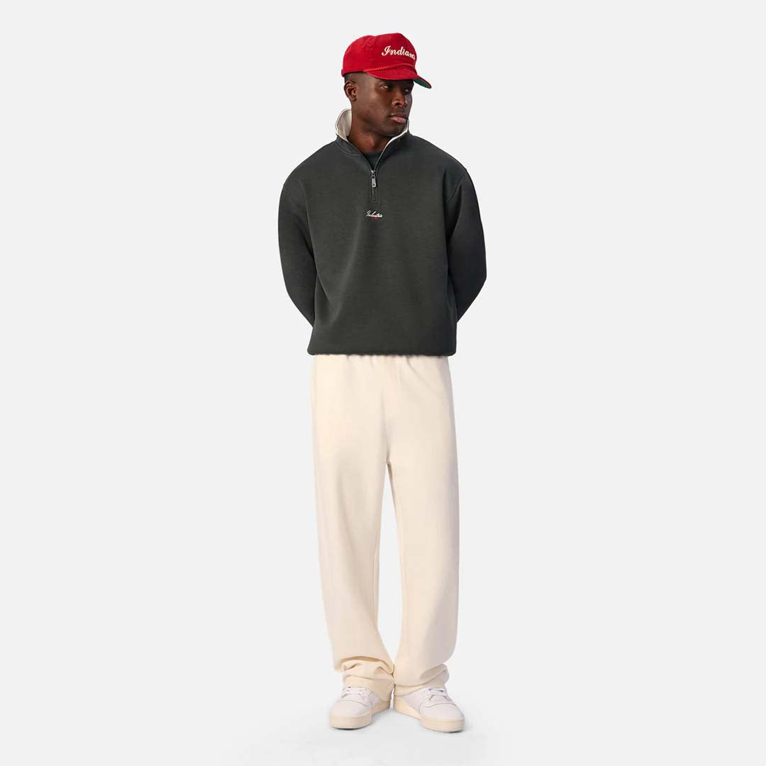 The Queens Tech Track Top | Elm