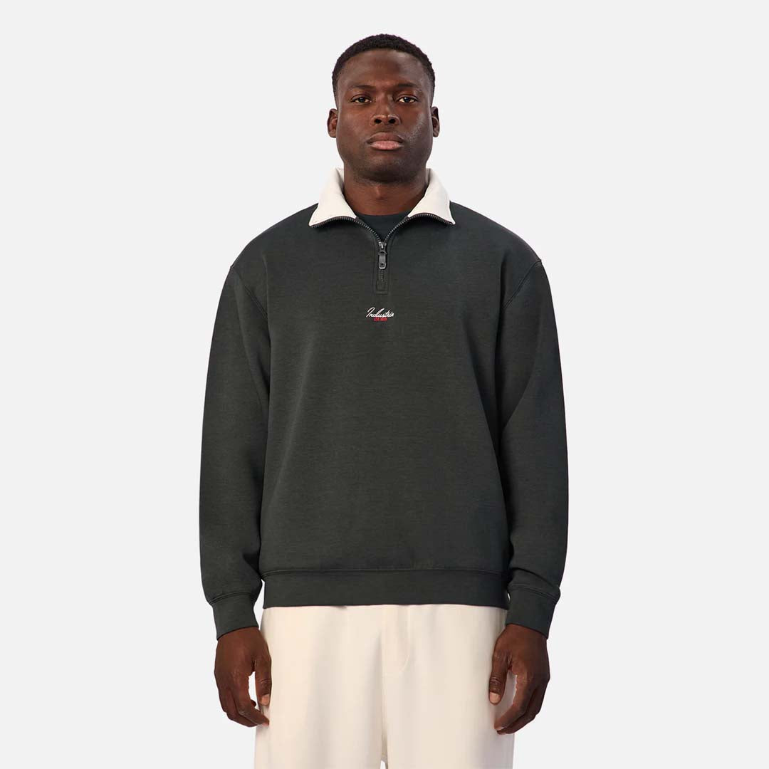 The Queens Tech Track Top | Elm