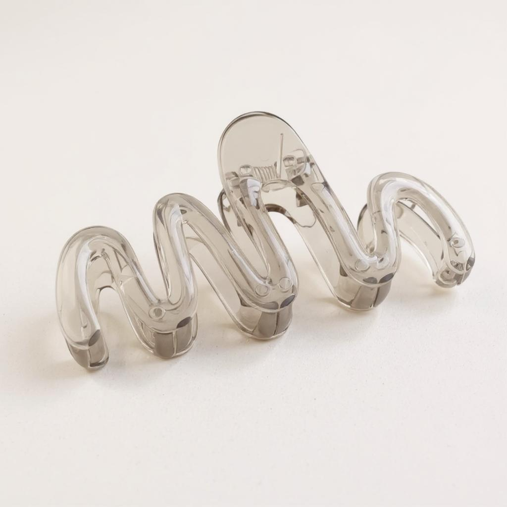 Wavy Acrylic Hair Clip | Clear Smoke