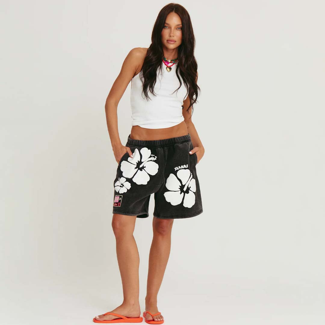 The Happy Hibiscus Shorts | Black
