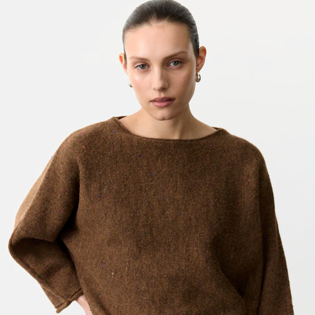 Batwing Speckle Jumper | Chocolate