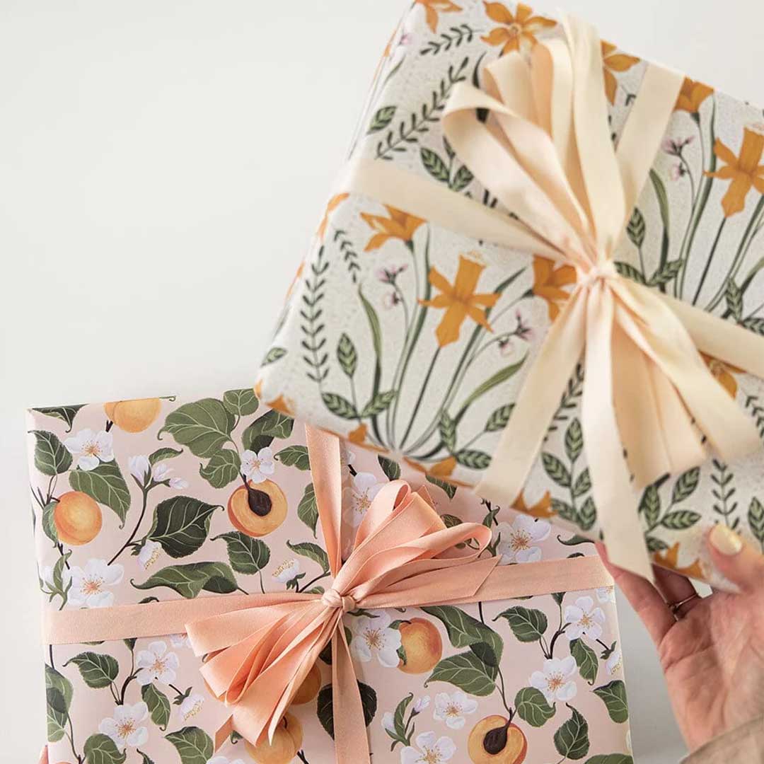 Christmas Gift Wrap Sheet | Peaches + Daffodil