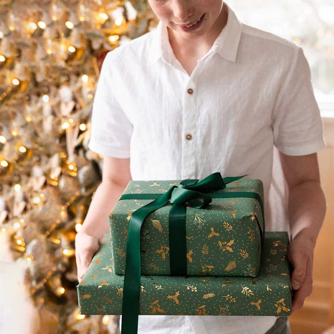 Gift Wrap Roll 3m | Golden Holly