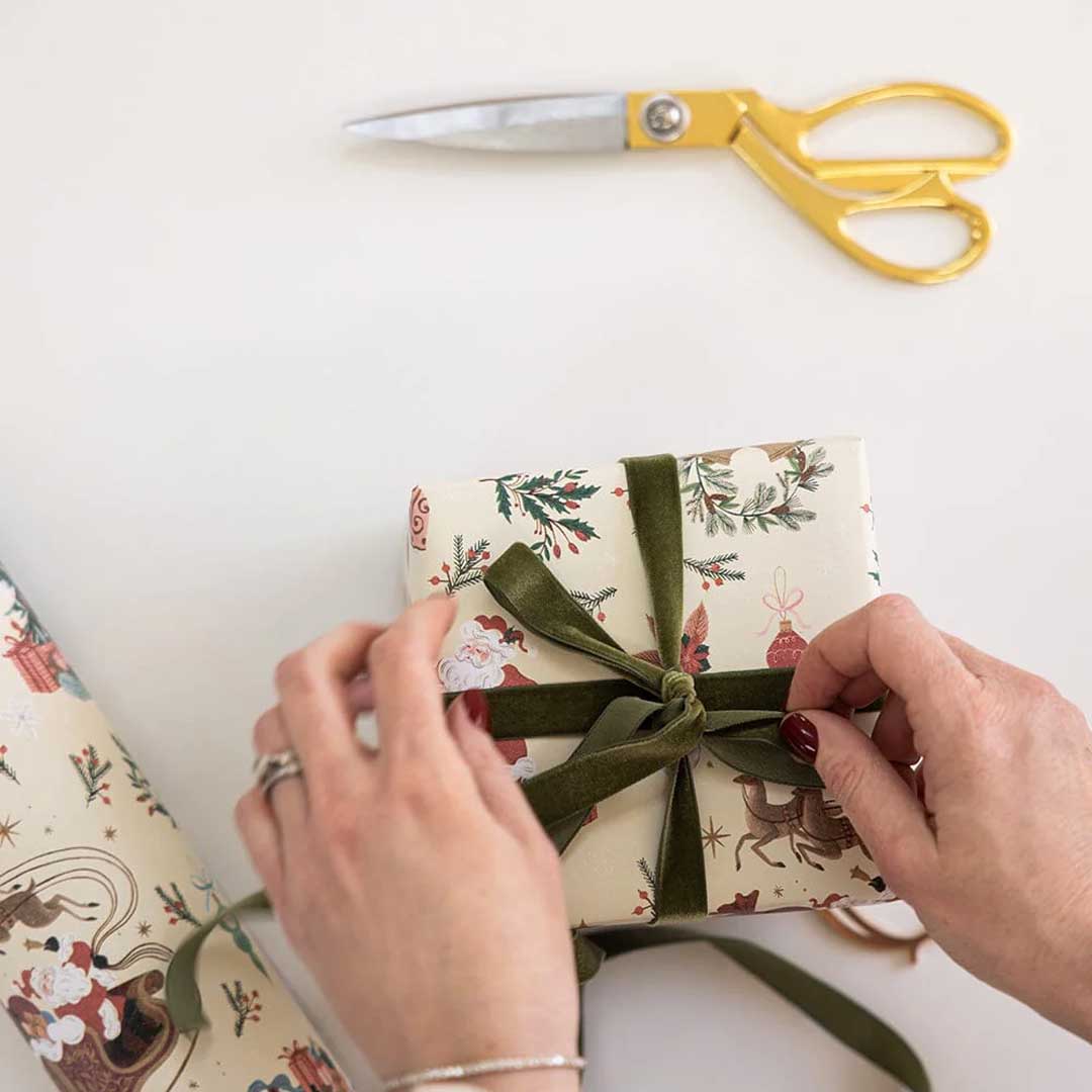 Gift Wrap Roll 3m | Jolly Santa