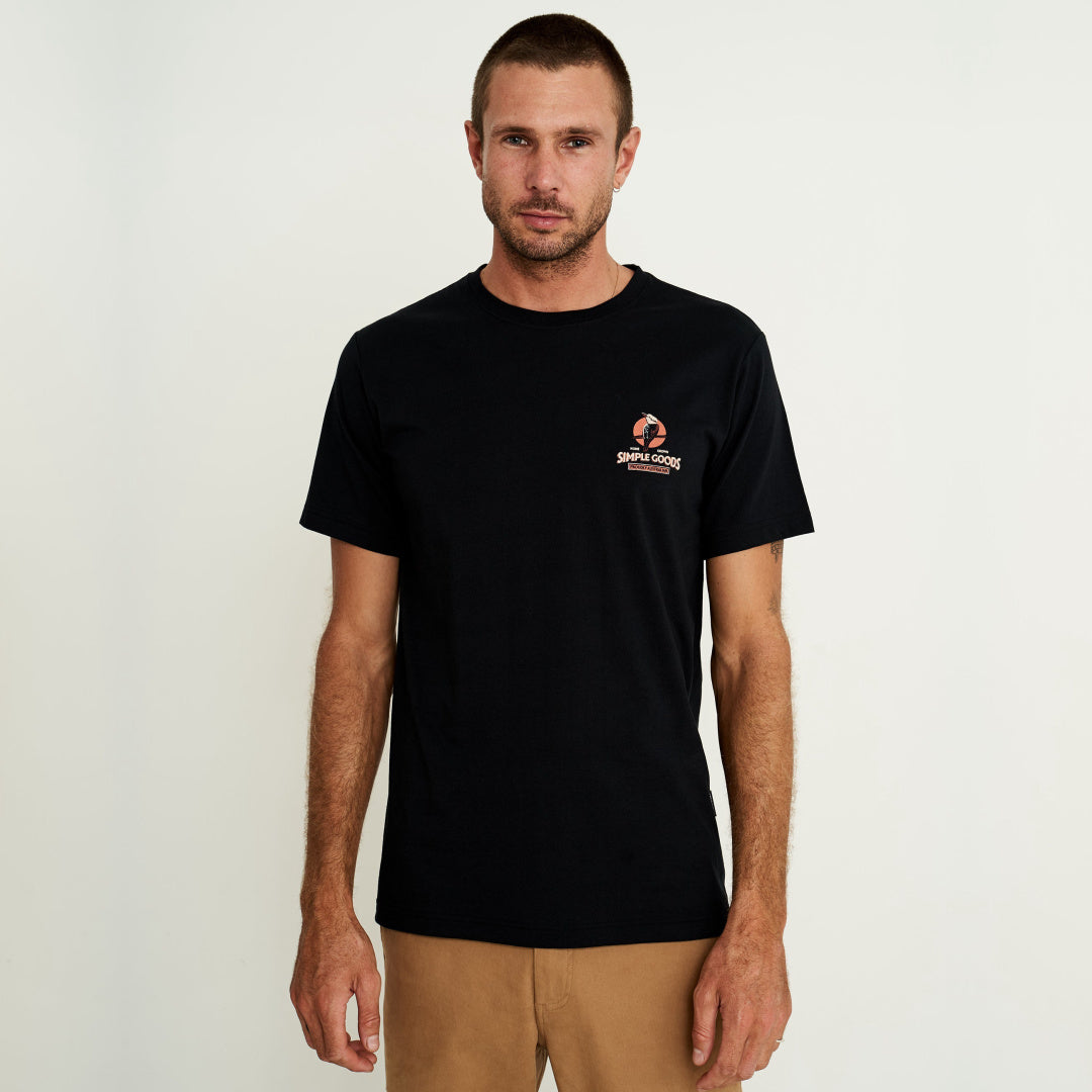 Reginald Print Kookaburra Tee | Black — model view with original scene