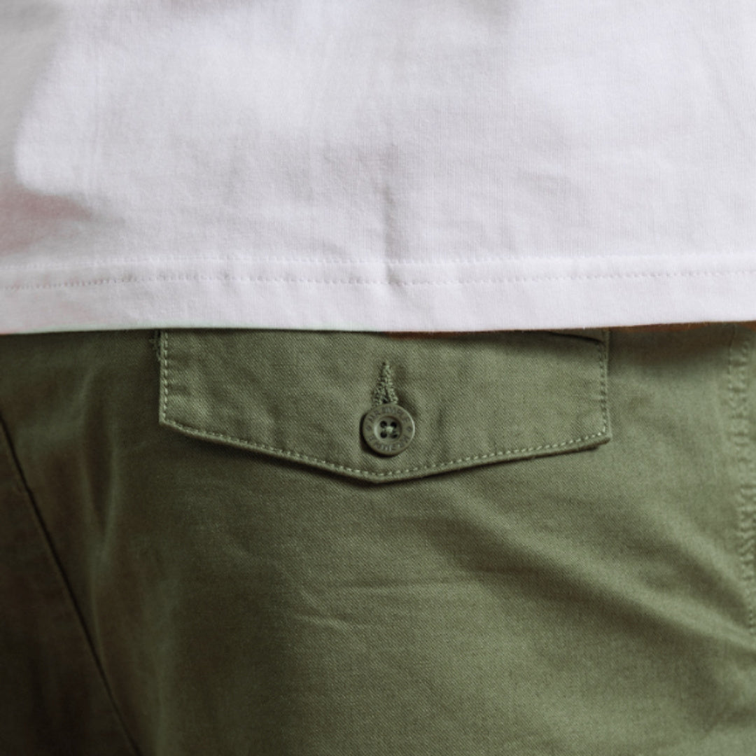 Chad Elastic Waist Relaxed Short | Fatigue — garment detail