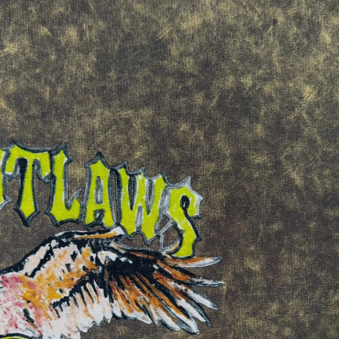 The Sabbi Outlaw Shirt Tee | Green/Orange — garment detail