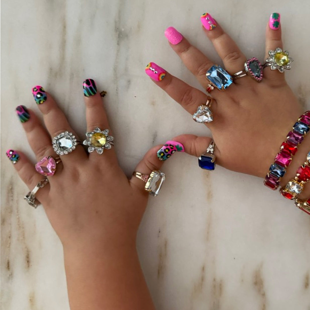 Press On Nail Kit | Days Of The Week image 6