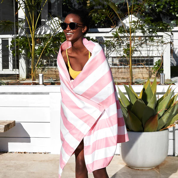 BEACH TOWEL | MALIBU PINK