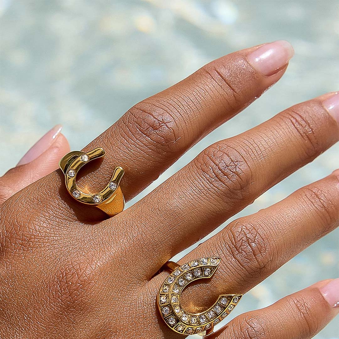 Horseshoe Ring | 18K Gold