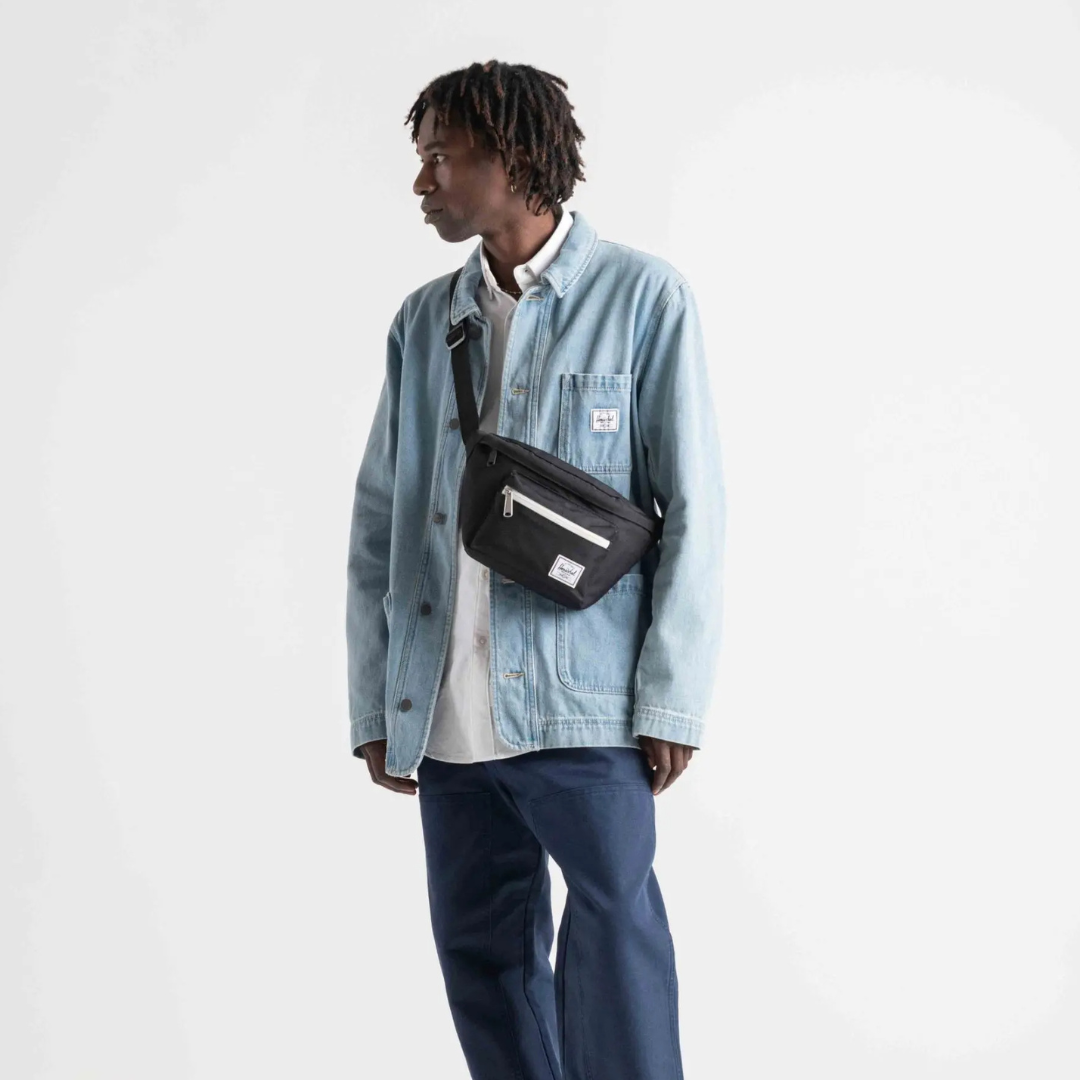 Pop Quiz Hip Pack | Raven Crosshatch