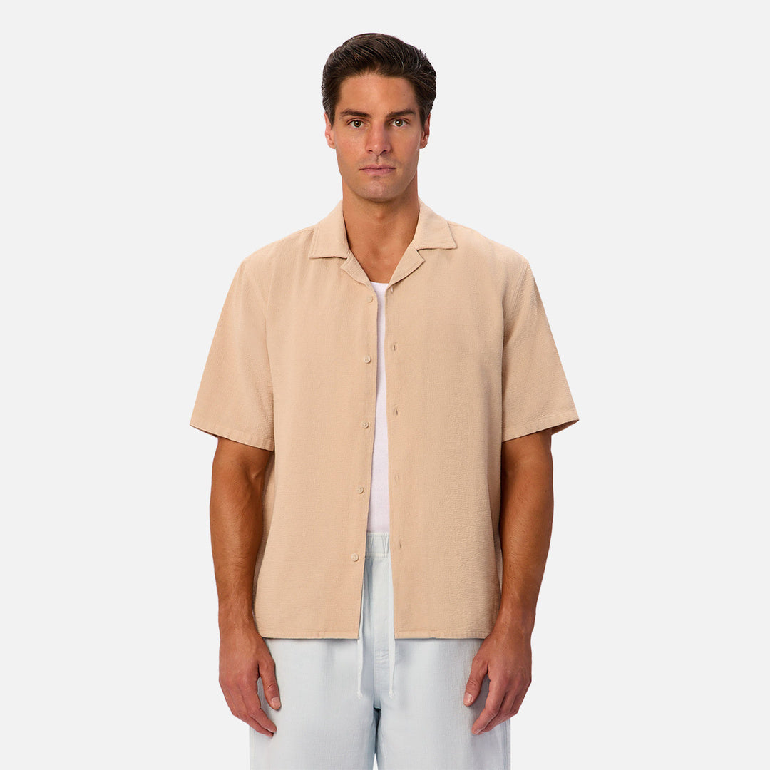 The Washed Marbella Short Sleeve Shirt in Desert 27 — official image 01