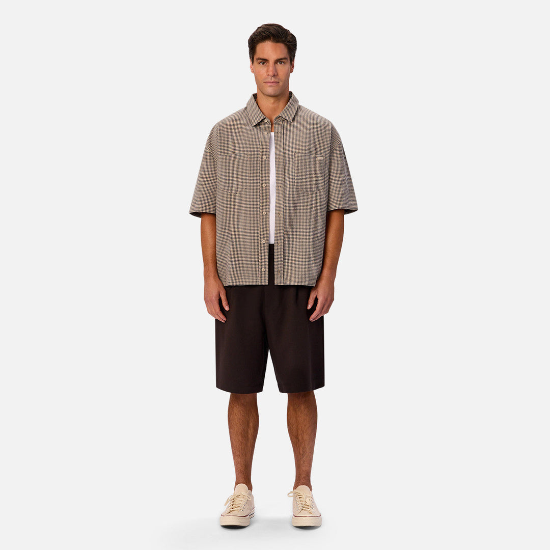 The Charlestown Short Sleeve Shirt in Taupe and Navy — official image 05