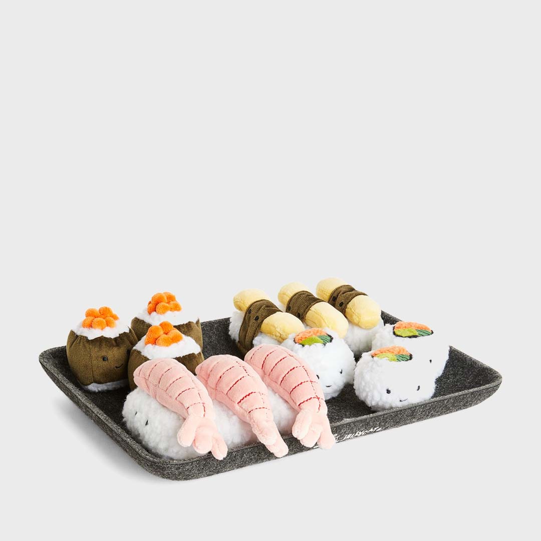 SASSY SUSHI URAMAKI