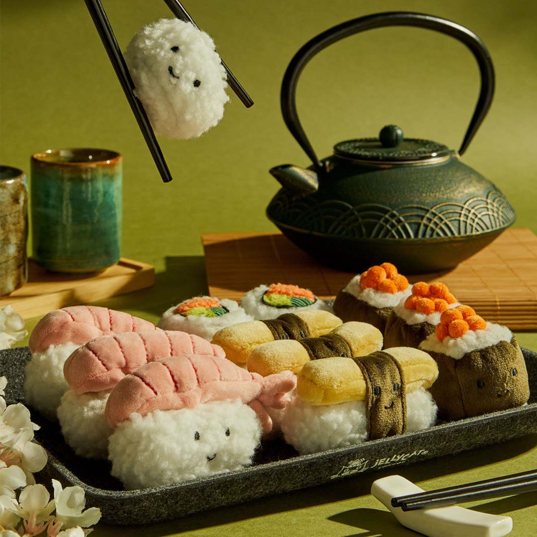 SASSY SUSHI URAMAKI