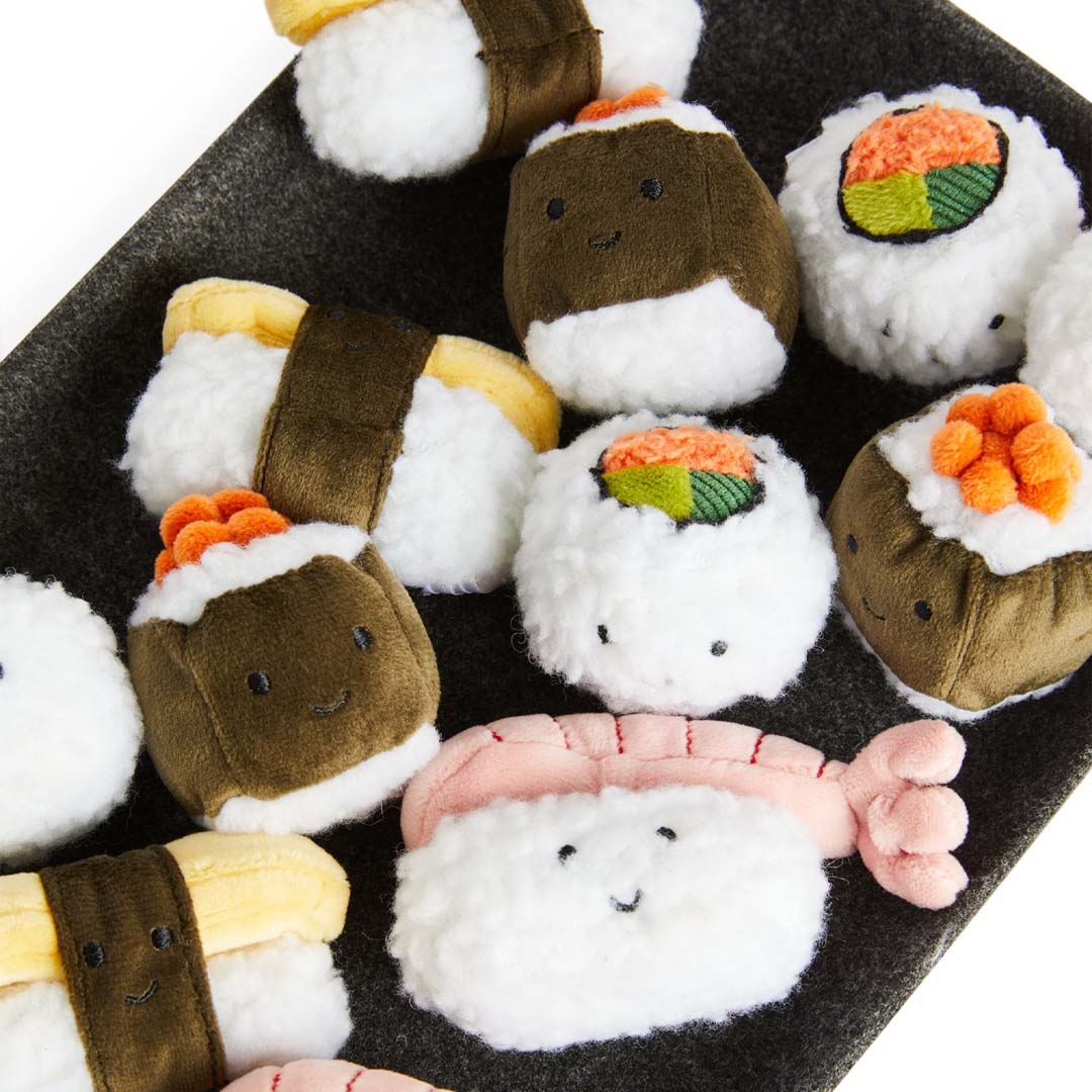 SASSY SUSHI URAMAKI