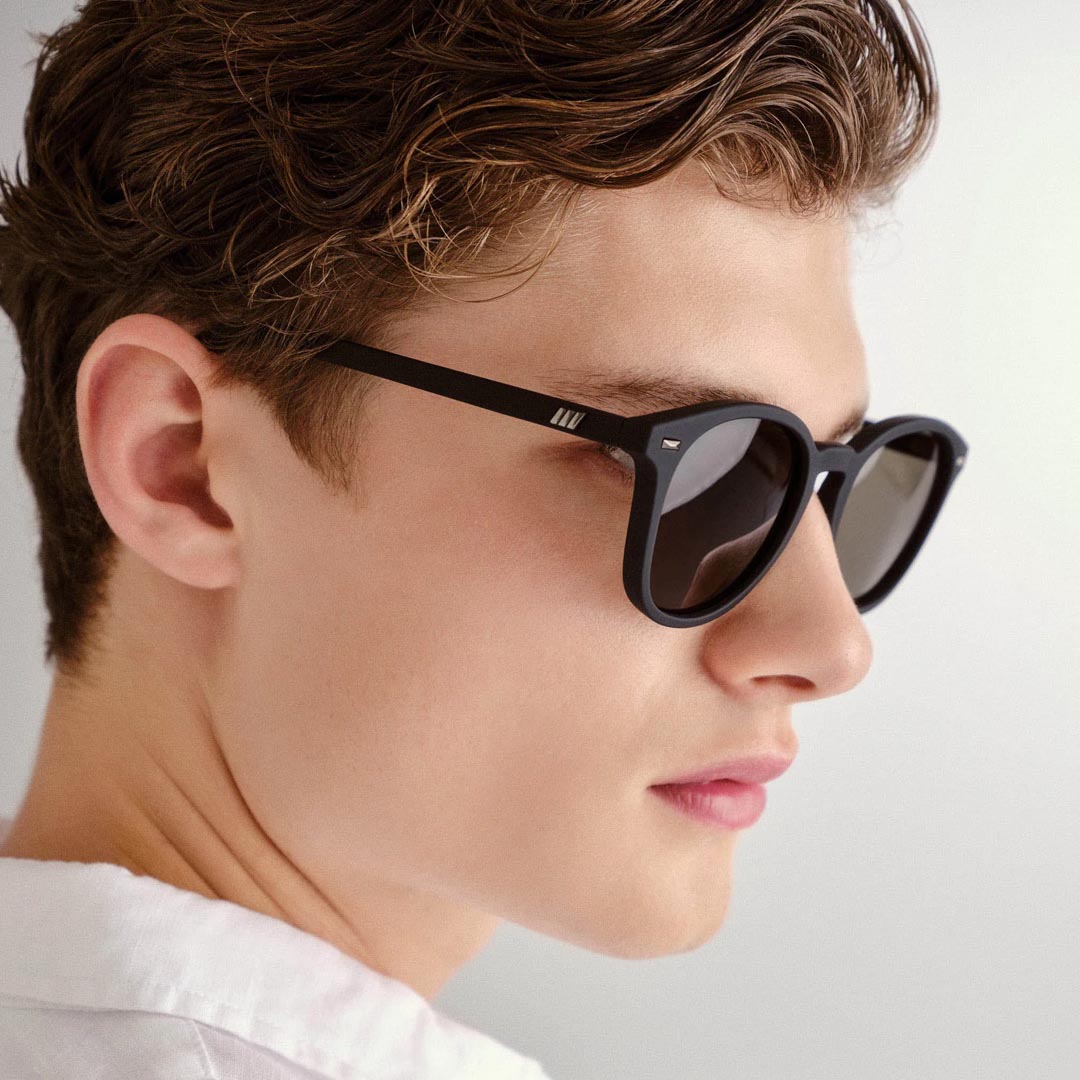 Bandwagon | Black Rubber