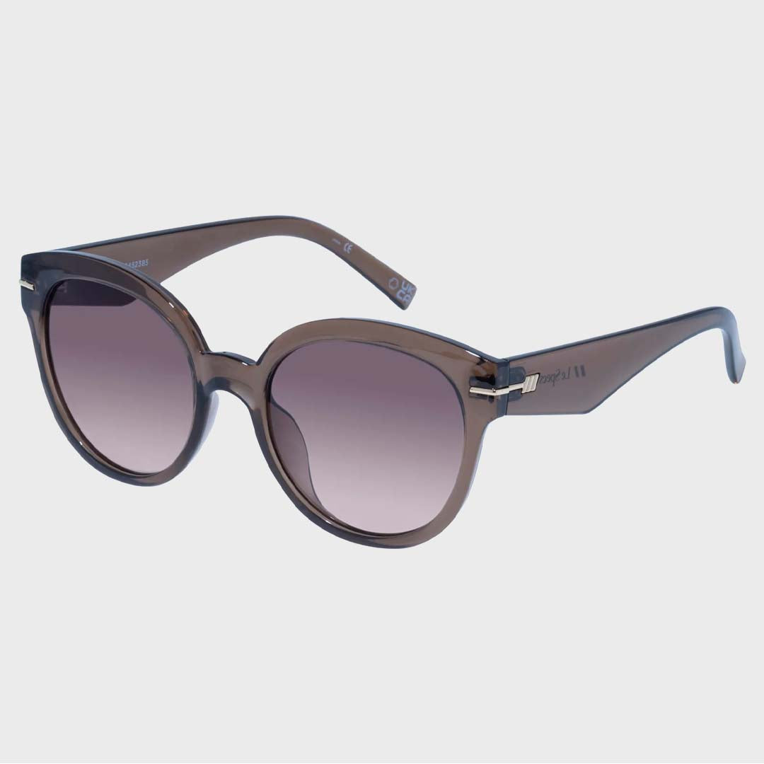 CAPACIOUS | CHOCOLATE