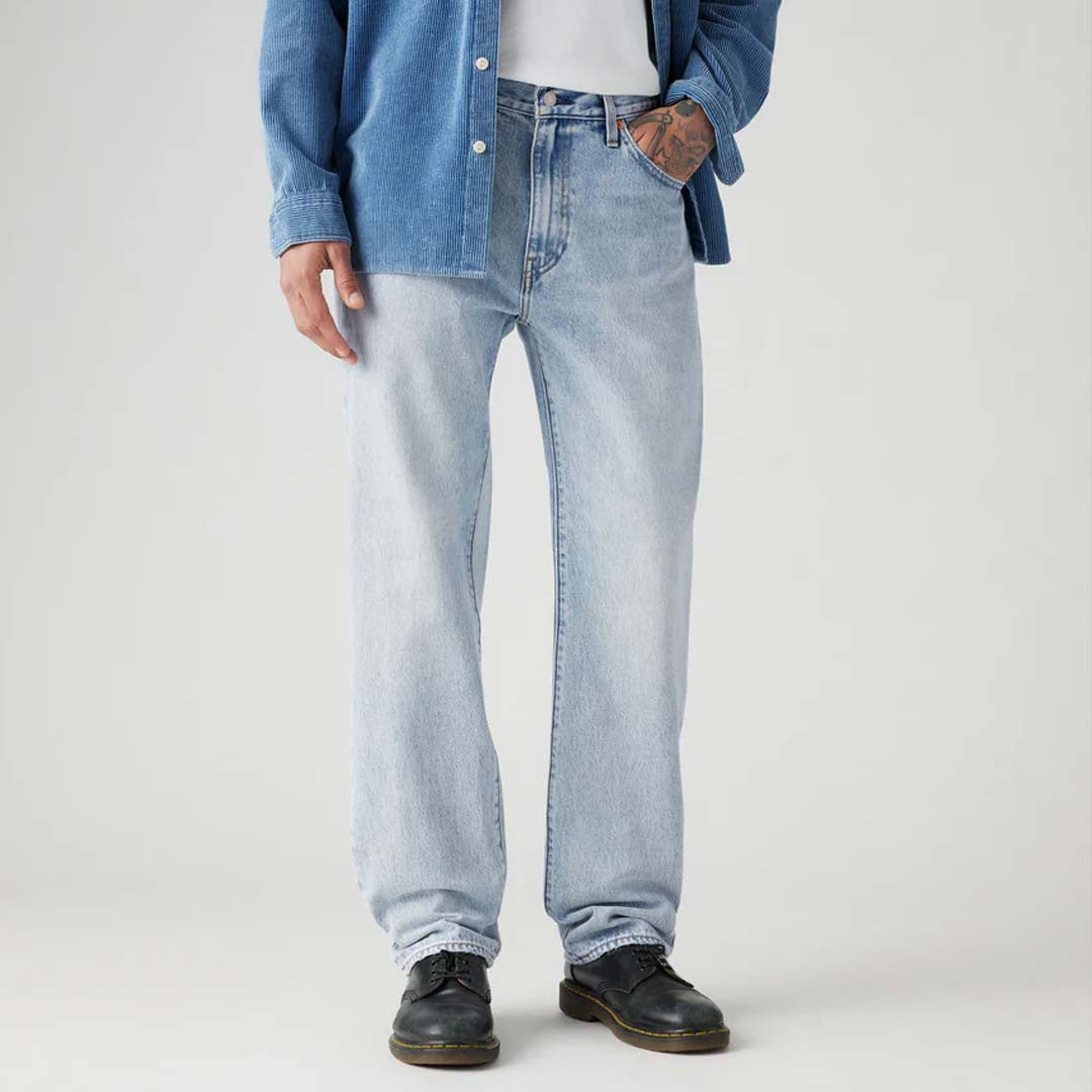 555 Relaxed Straight Jeans | Baby Blue Essentials