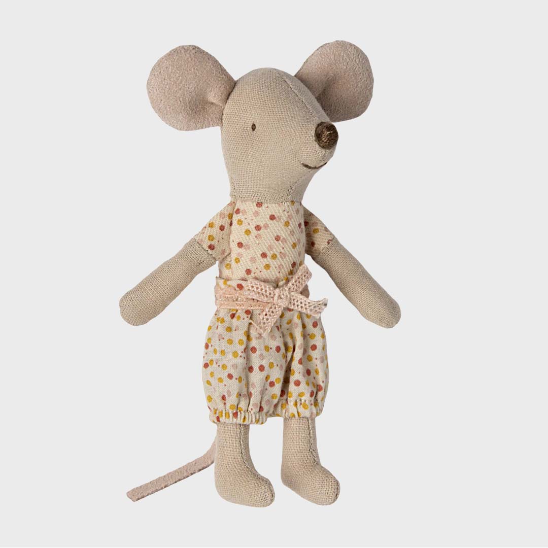 LITTLE SISTER MOUSE in MATCHBOX