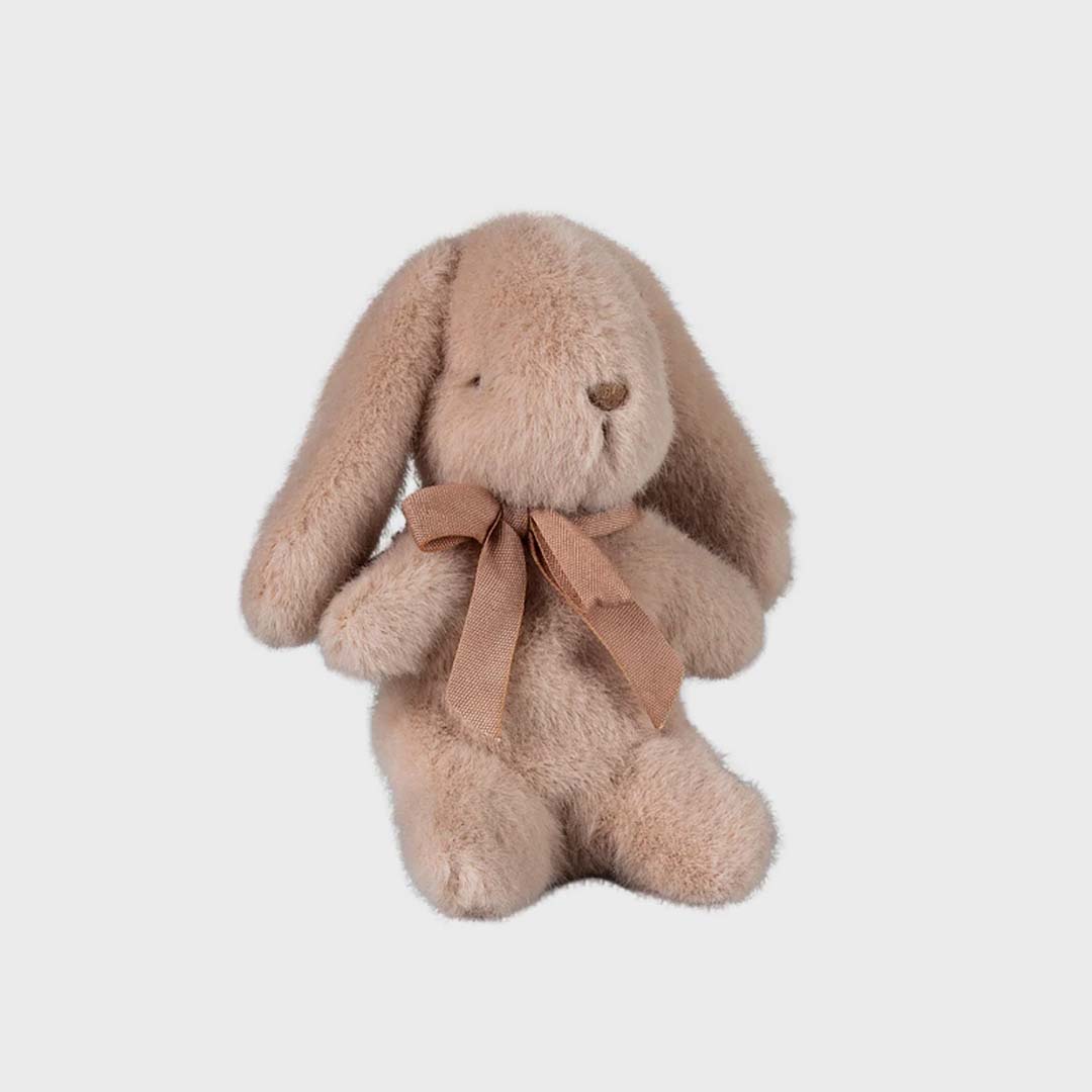 PLUSH BUNNY | LIGHT POWDER