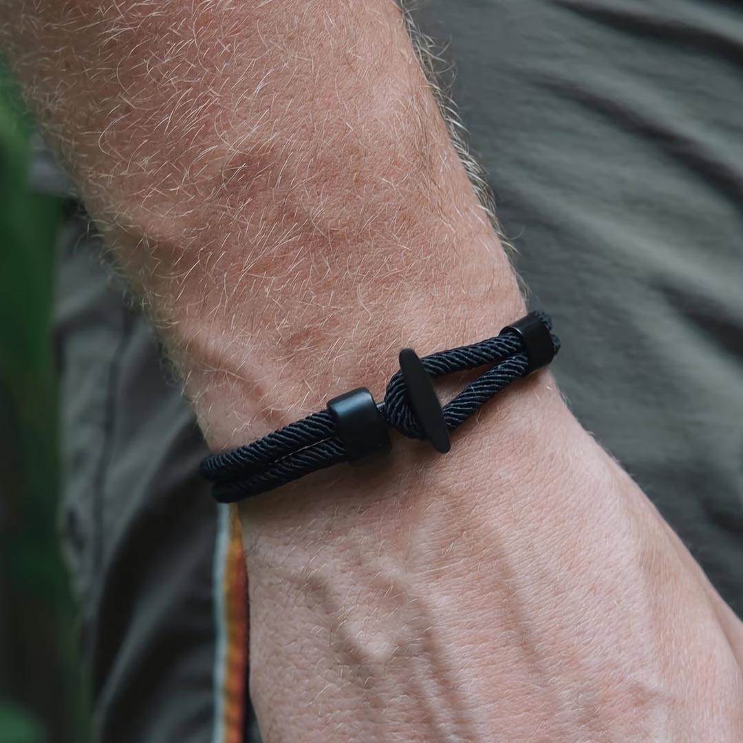 Milan Line Bracelet | Black