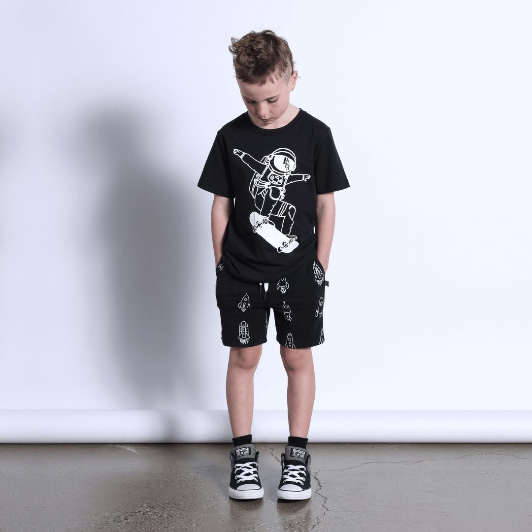 ROCKETS SHORT - BLACK WASH