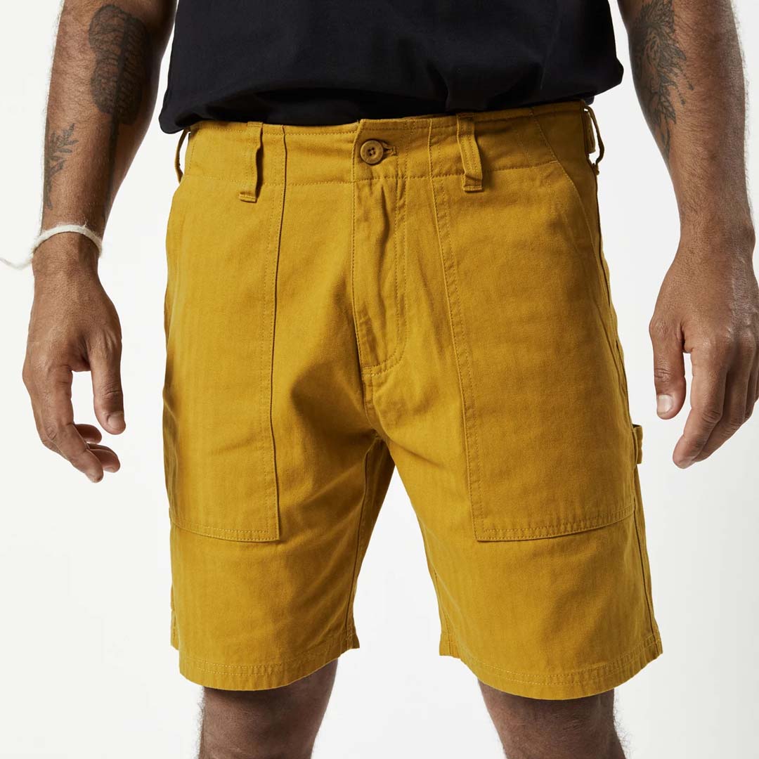 CARPENTER WALKSHORT - GOLDEN OLIVE