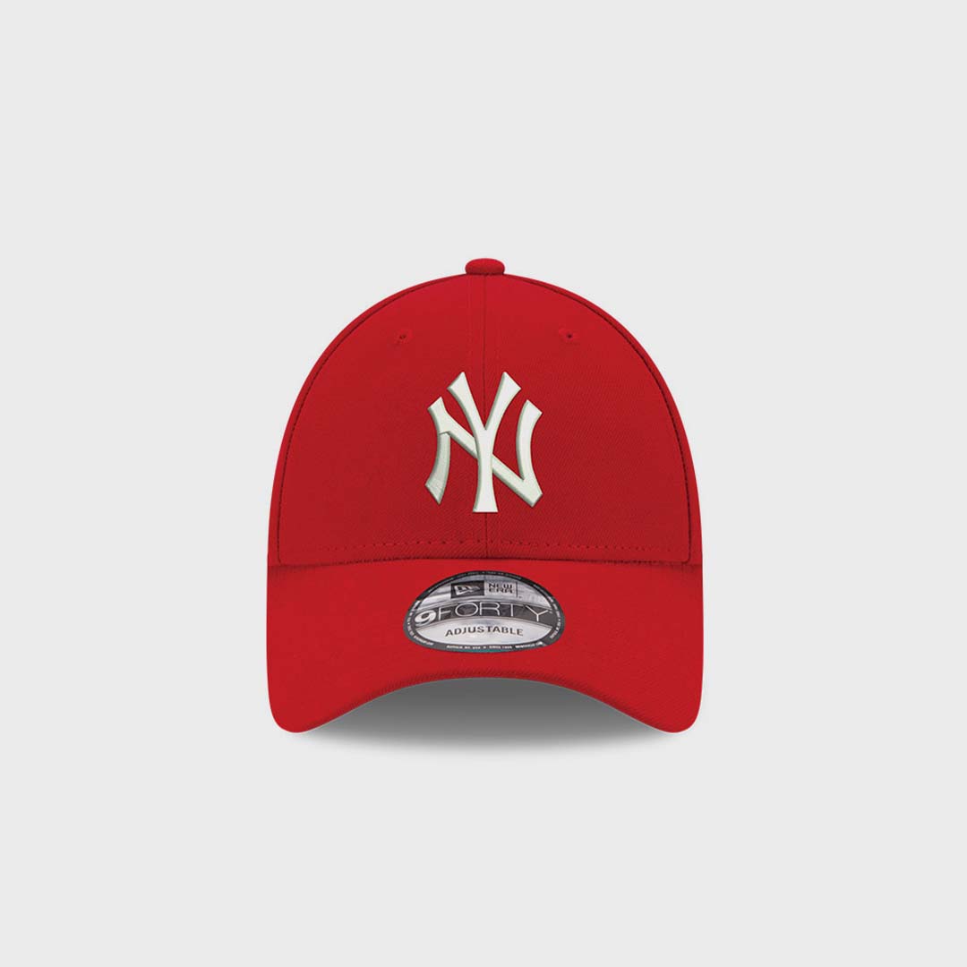 9Forty NY Yankees | Scarlet Red