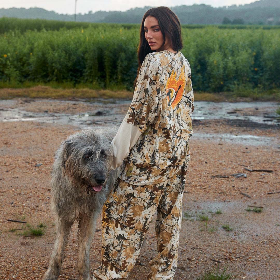 The Lucky Duck Woodland LS Tee | Woodland Camo