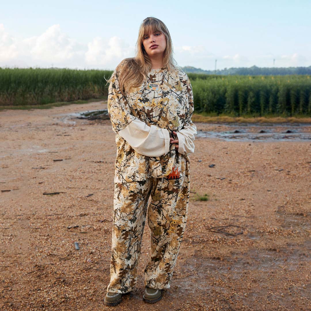 The Lucky Duck Woodland LS Tee | Woodland Camo
