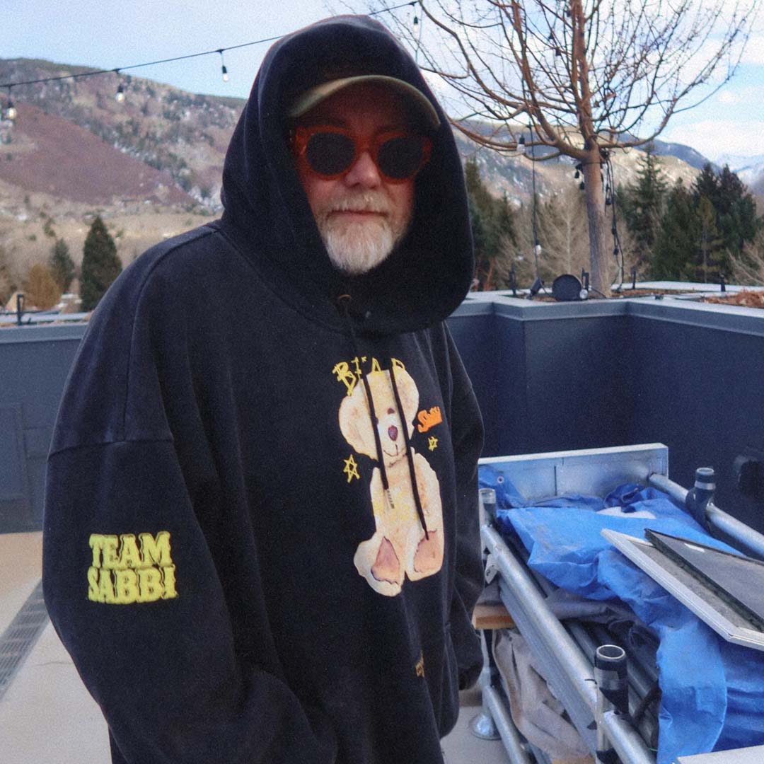 Gimme Bear Hugs Hoodie | Washed Black