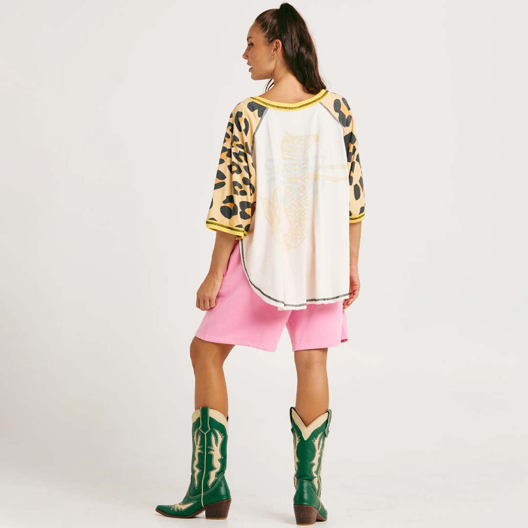 The 67 Raglan Tee | Leopard