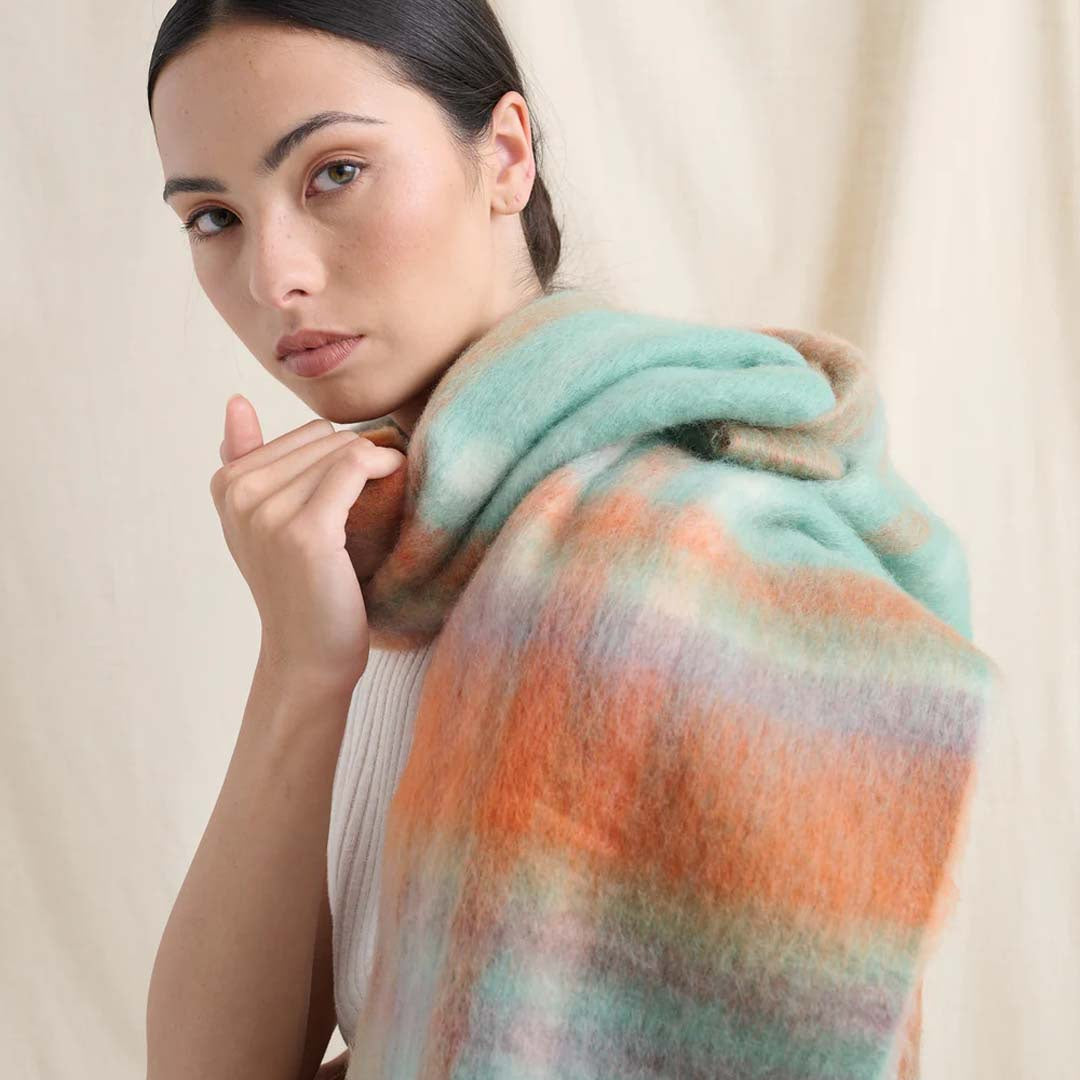 SAMANTHA PLAID FLUFFY SCARF | PASTEL