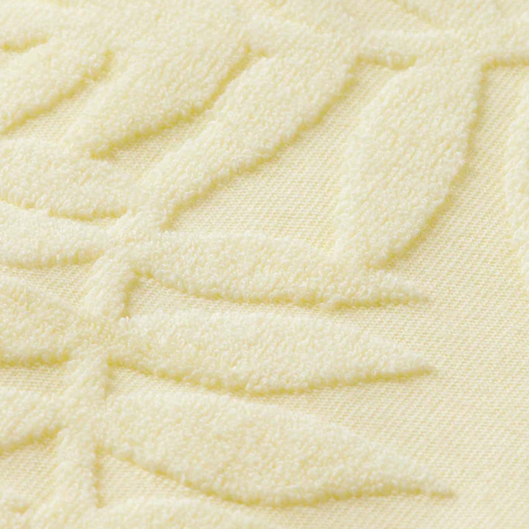 TERRY JACQUARD SHORTS | BANANA