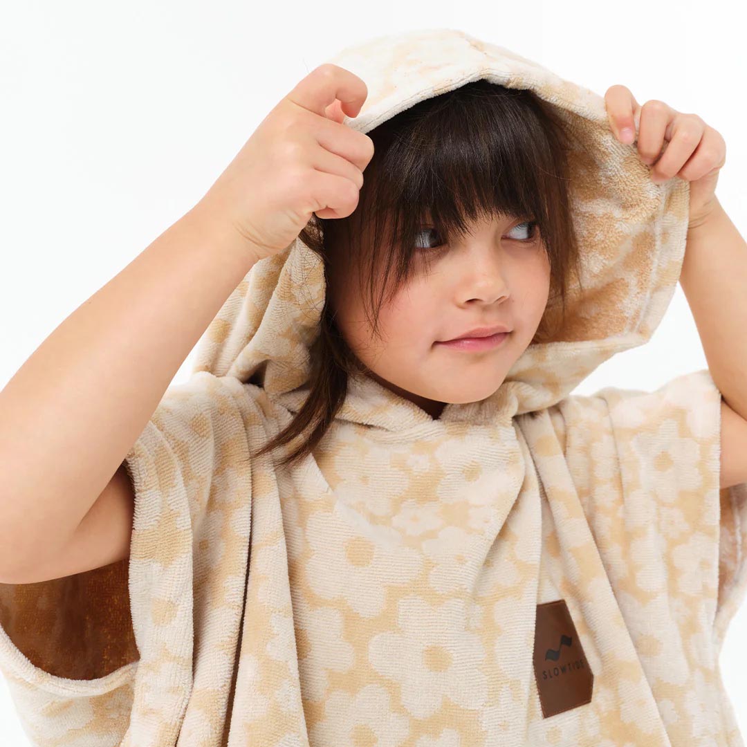 Ginny Kids Poncho | Sandstone