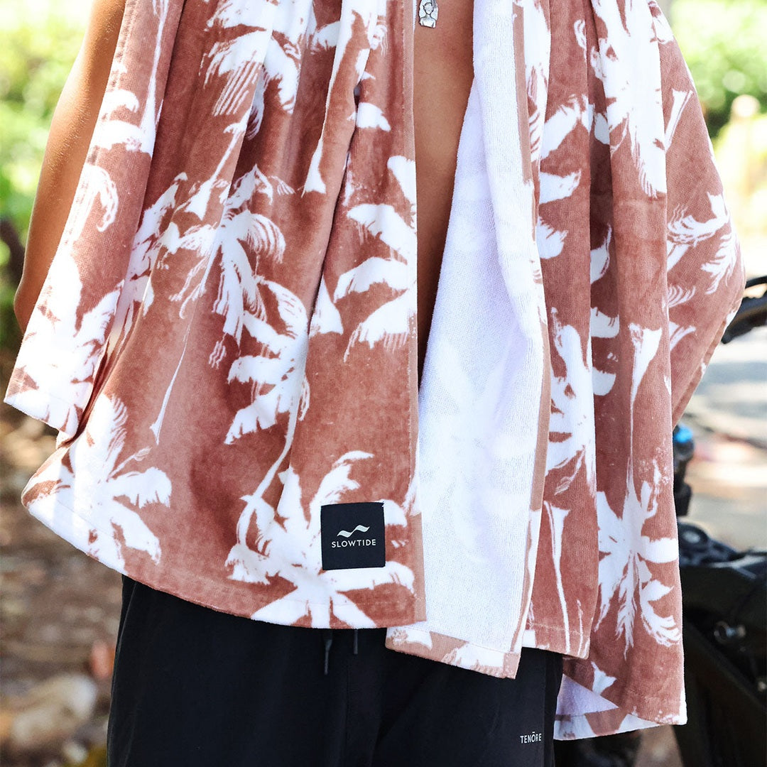 Slowtide Luca Beach Towel in Fawn — product detail view 2
