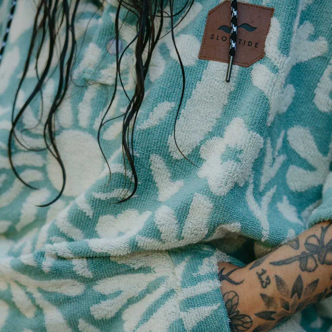 Sunny Extra-Warm Poncho | Sky Blue