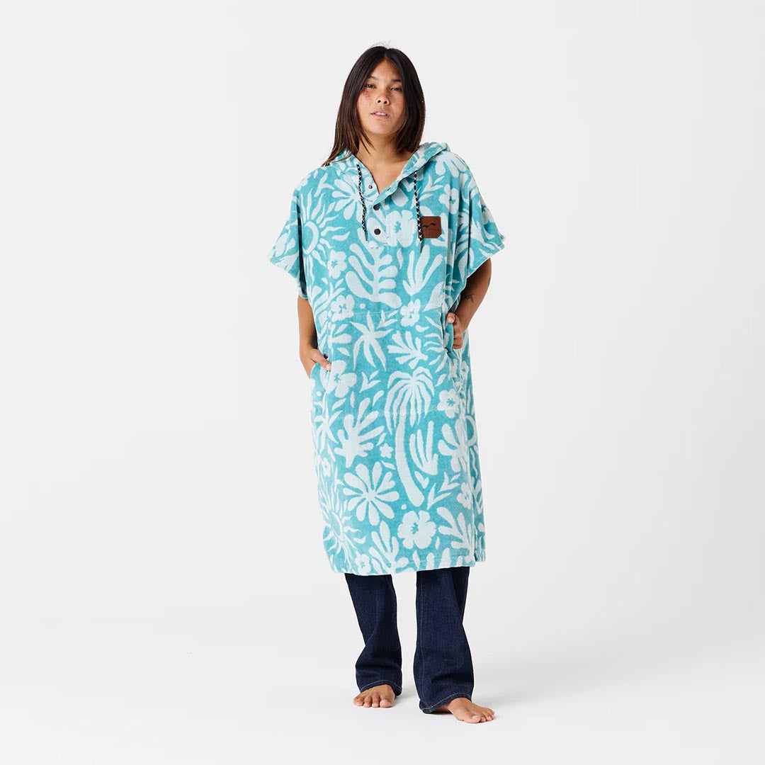 Sunny Extra-Warm Poncho | Sky Blue