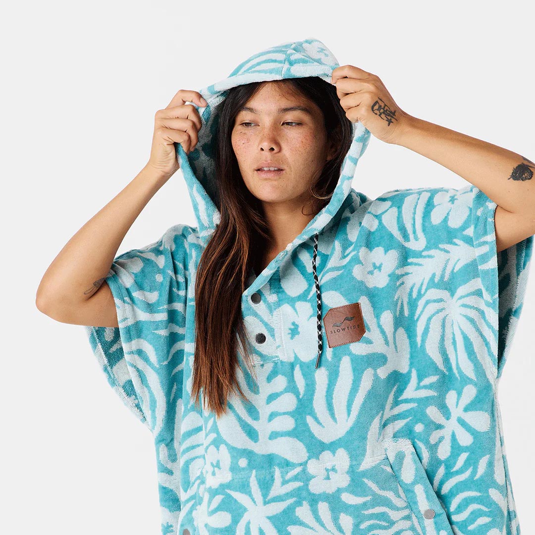 Sunny Extra-Warm Poncho | Sky Blue