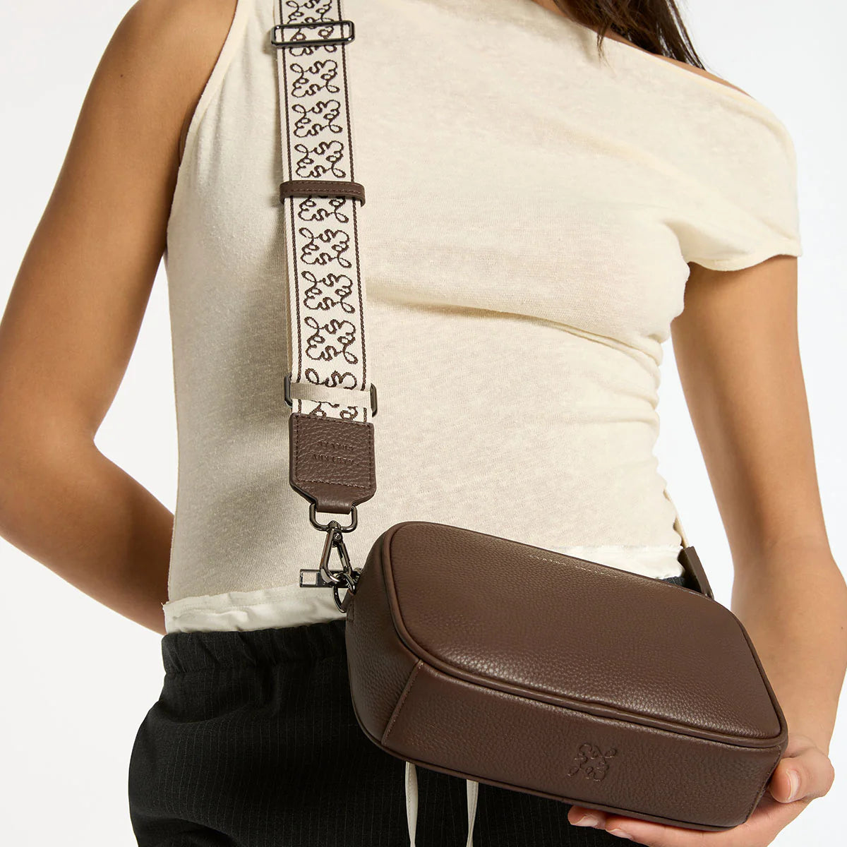 JACQUARD STRAP MEDIUM | COCOA