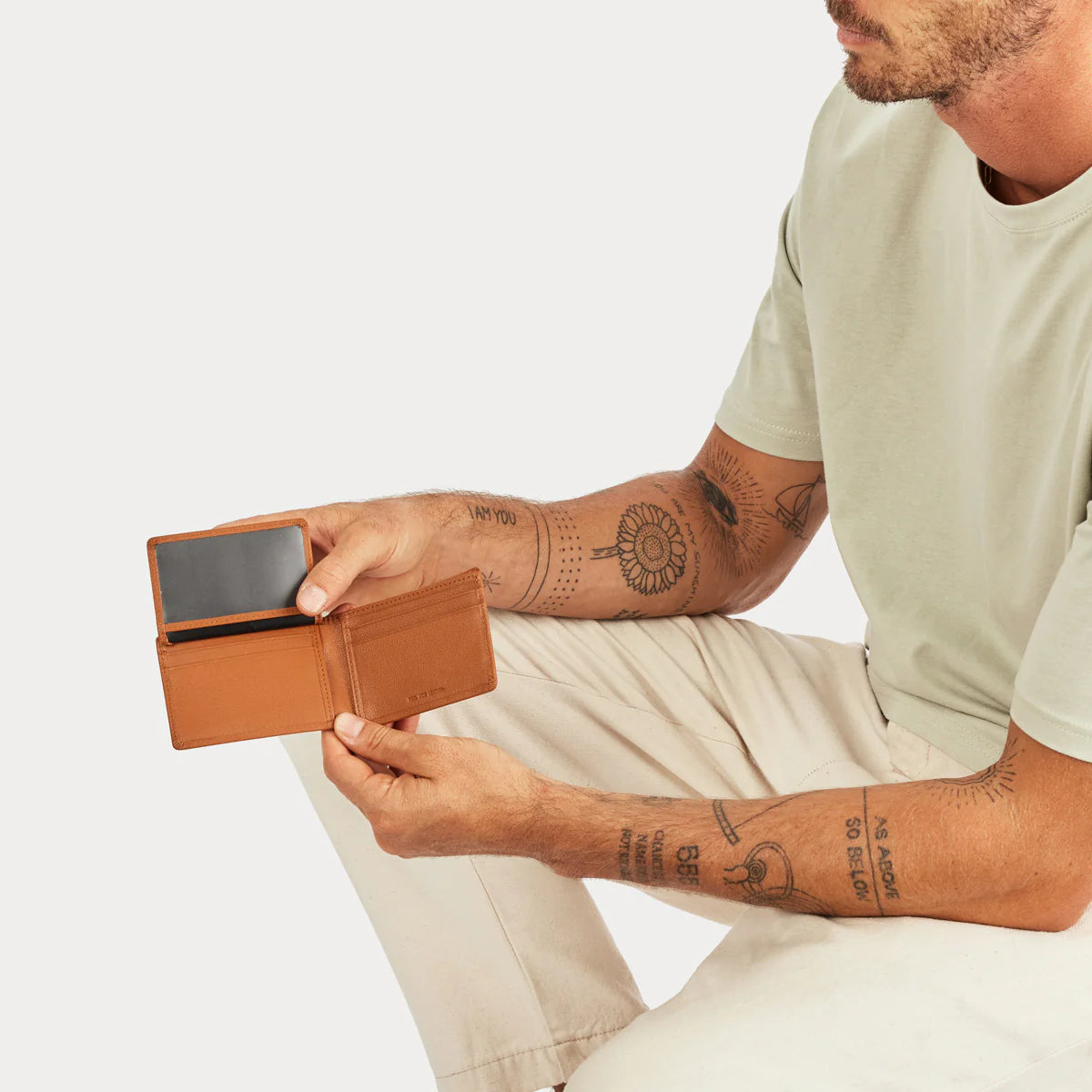 Jonah Wallet | Camel